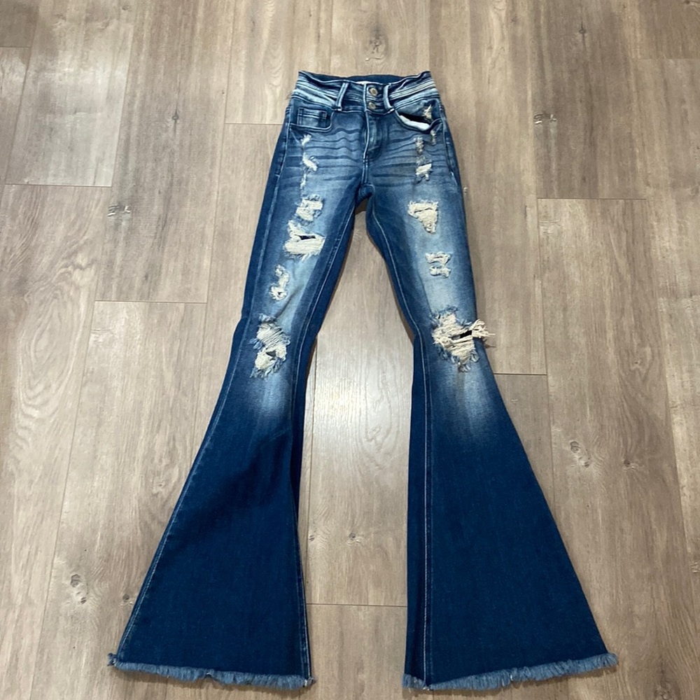 KanCan jeans size 22